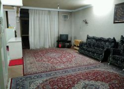 همکف با حیاط اختصاصی در وسط چهارباغ اصفهان