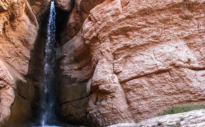 آبشار حمید در نزدیکی روستای حمید قرار واقع شده است. آبشار حمید در نزدیکی روستای حمید قرار واقع شده است.