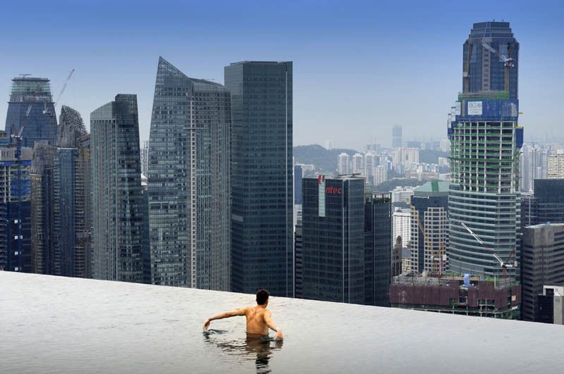 استخر هتل مارینا سنگاپور تنها استخر روي برج سنگاپور