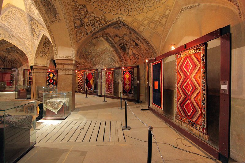 موزه فرش ایران؛ از جمله مکان های دیدنی تهران