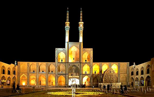 عکس میدان امیر چخماق یزد عکس میدان امیر چخماق یزد