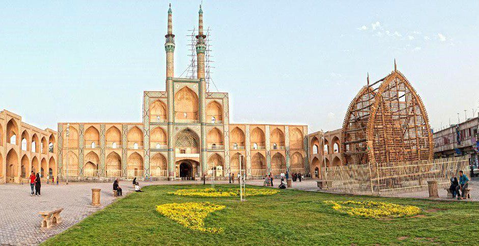 عکس میدان امیر چخماق یزد عکس میدان امیر چخماق یزد