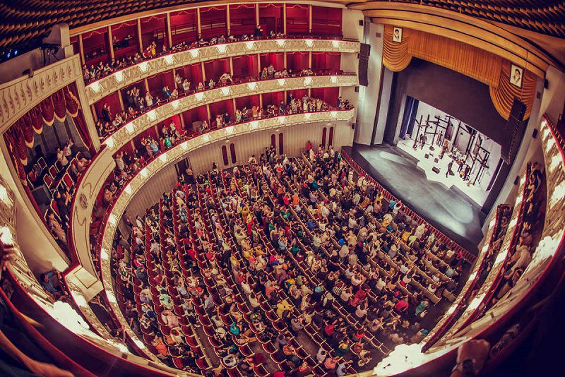 سالن امفی تئاتر تهران