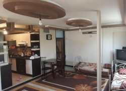 ۱ خوابه لوکس و نوساز با امکانات ویژه و موقعیت استثنایی