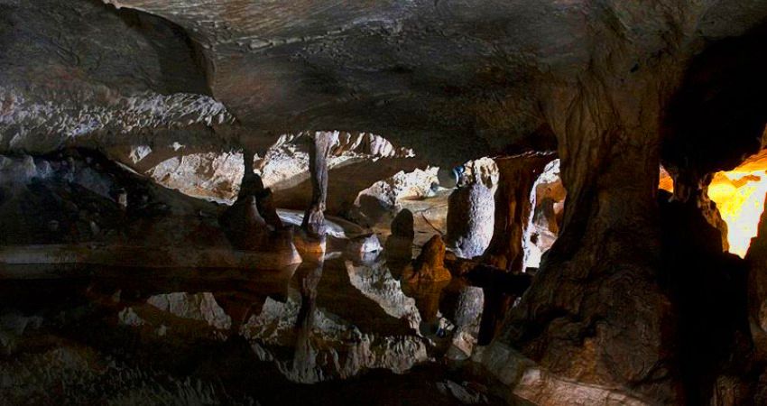 نمایی از بخش طبیعی غار کرفتو در استان کردستان نمایی از بخش طبیعی غار کرفتو در استان کردستان