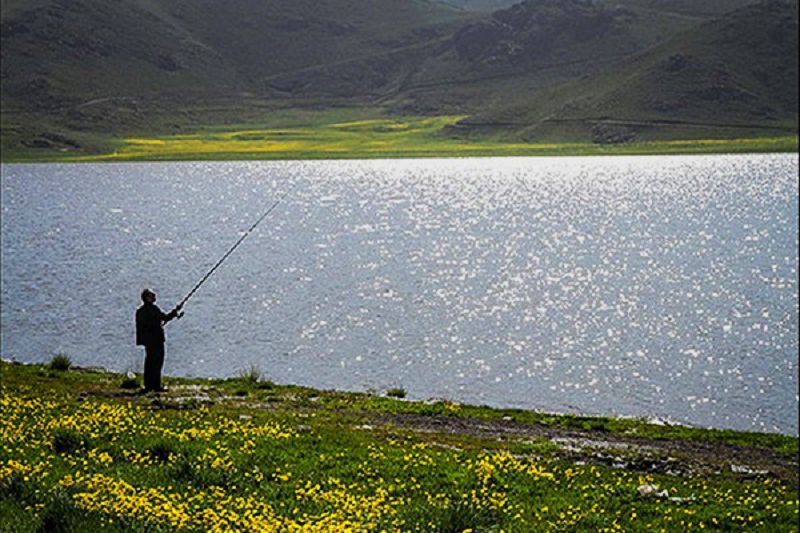 ماهیگیری از تفریحات دریاچه نئور تا روستای سوباتان